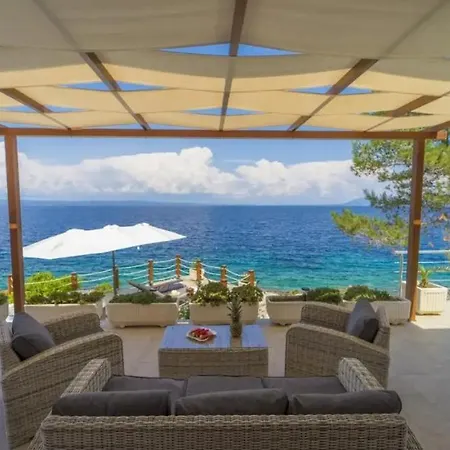 Vila Grski Rat By Guide Blato (Korcula)