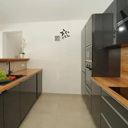 Vila Grski Rat By Guide *