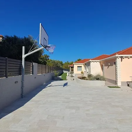 Vila Grski Rat By Guide