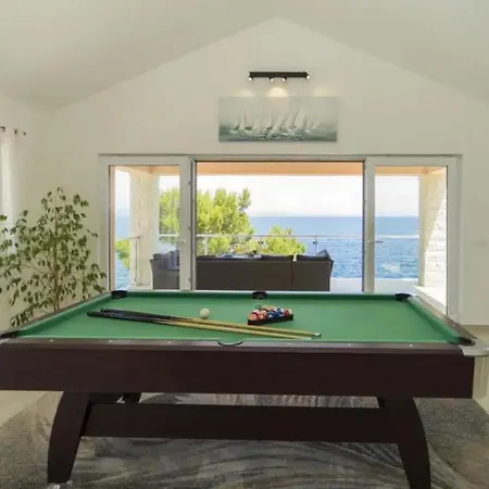 Grski Rat By Guide * Prigradica