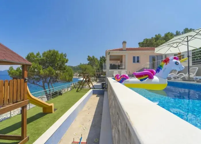 Grski Rat By Guide * Blato (Korcula)