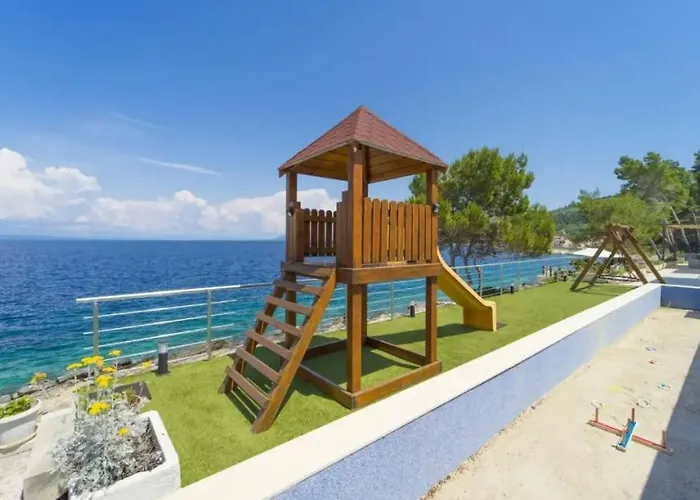 Grski Rat By Guide Villa